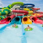 Splash Time Cinema Chalet