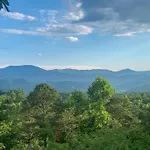 Amazing Views Remodeled 4Mi To Dtwn Hottub Firepit
