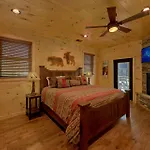 Copper Creek Lodge