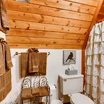 Rolling Waters Chalet