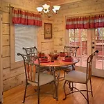 Bear Creek Holiday Home