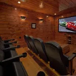 Lazy Daze Lodge Holiday Home