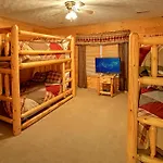 Heavenly Heights Holiday Home