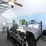 Modern And Romantic Creekside 1Br Hot Tub! Free Attraction Tickets