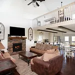 Pine Top Vista W Views Hot Tub Game Room More