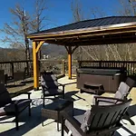 Relaxing 3Br Cottage 1 Mile To Main St Attractions Views