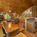 Spur Of The Moment Holiday Home
