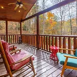 Gatlinburg Mountain Heaven Retreat
