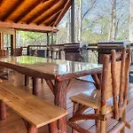 4 Seasons Lodge