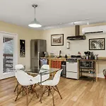 Gallery House Studio