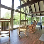 Foothills - Lrg Private Cabin - Hottub - Fireplace & Pit - Gburg 7Min