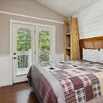 Southern Oak At Chalet Village - 5 Minutes From Gatlinburg And National Park