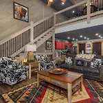 Mountain Sunrise Pool Cottage By Eden Crest