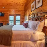Hickory Ridge By Avantstay Incredible Private Elevated Cabin Sleeps 20