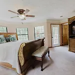The Rose Cabin