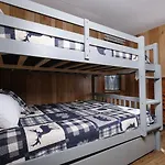 Queen Of The Hills The Perfect Cabin