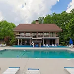 Three Pines 2139