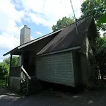 Holly Tree Cabin 936