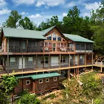 Moonshine Mtn - Hugelodge - Views - April Deals - Game Rm - Hot Tub - Fire Pit