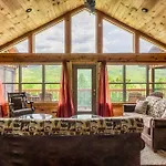 Moonshine Mtn - Hugelodge - Views - April Deals - Game Rm - Hot Tub - Fire Pit