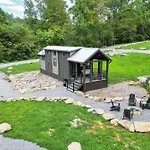 Tiny Home Firepit Bbq Fishing Willow Cabin