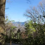 Honey Bear - Unique Boutique Chalet In Gatlinburg With Mt Leconte View