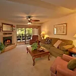 Gatehouse Condos - 704 Holiday Home