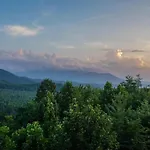 Modern Mountain Escape