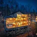 Hidden Gem Masterpiece By Ghosal Luxury Lodging