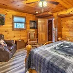 Heavenly View, Hot Tub, 3 King Beds, Pool Table