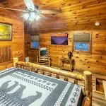 Heavenly View, Hot Tub, 3 King Beds, Pool Table