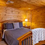 Family Friendly Great Views Game Room & Hot Tub