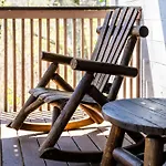 Great Family Vacation - Theatre - Games - Hot Tub