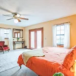 Spacious Gatlinburg Cabin Home Hot Tub King Beds Game Room