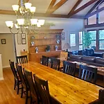 Ski View Lodge 6Bed6Bath