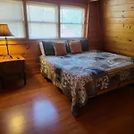 23 The Cub House Cabin