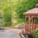 Still Waters Studio By Stony Brook Cabins