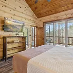 Woodys Mountain Lodge