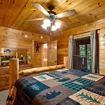 3 Bedroom Near Arts And Crafts District- Hot Tub On A Screened In Porch!