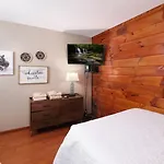 A Bear Creek By Colonial Properties