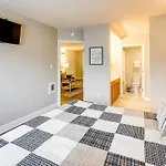 Gatlinburg Condo With Smoky Views Walk To Town!