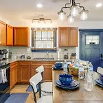 1 Mi To Gatlinburg Strip Cozy Cabin With Hot Tub!