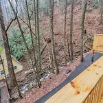 Heiden Woods - 2 Minutes To Strip & Park - Hot Tub