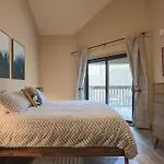 Spacious 3 Bedroom Close To Gatlinburg - 8 Min Drive!