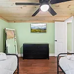 Huskey Hide Away