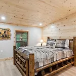 Baby Bear Valley - Peaceful Gatlinburg Retreat