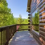 Family Size, All Wood Cabin, Pool Table, Hot Tub