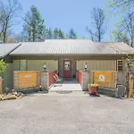 Sasquatch Lodges Family Fgh Sleeps 36
