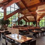 2 King Suites At Westgate Resorts, Gatlinburg, Sleeps 8 People With Waterpark, Minigolf, Zipline,