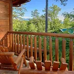 Four Seasons Holiday Home